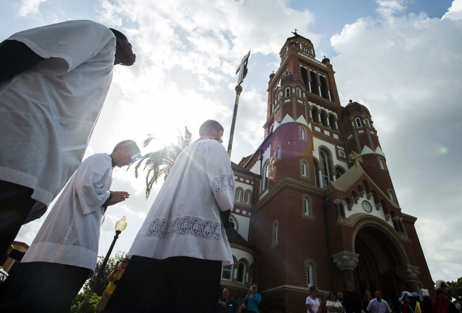 ACA.eucharisticprocession068.081618